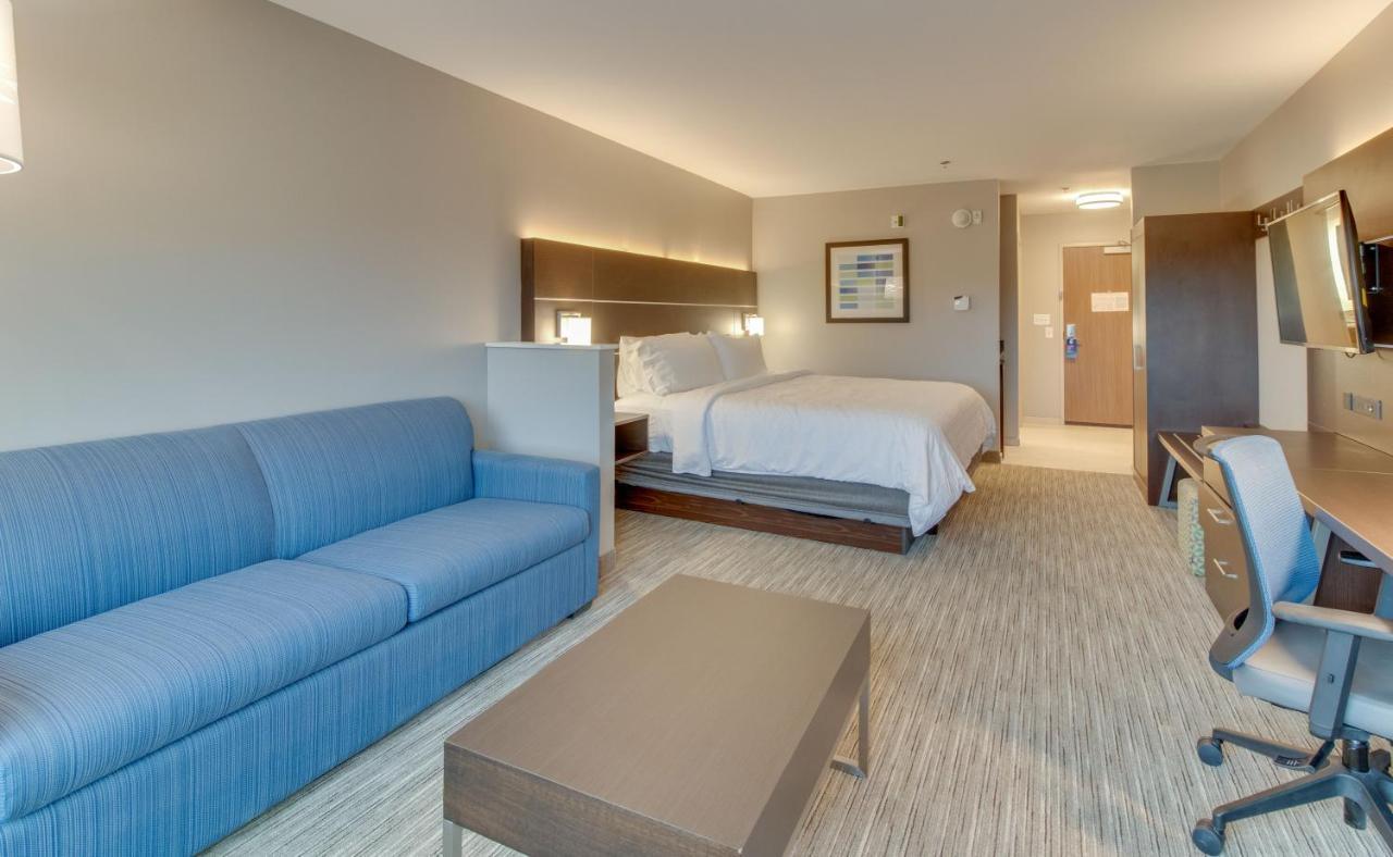 Holiday Inn Express & Suites - Union City By Ihg Екстер'єр фото