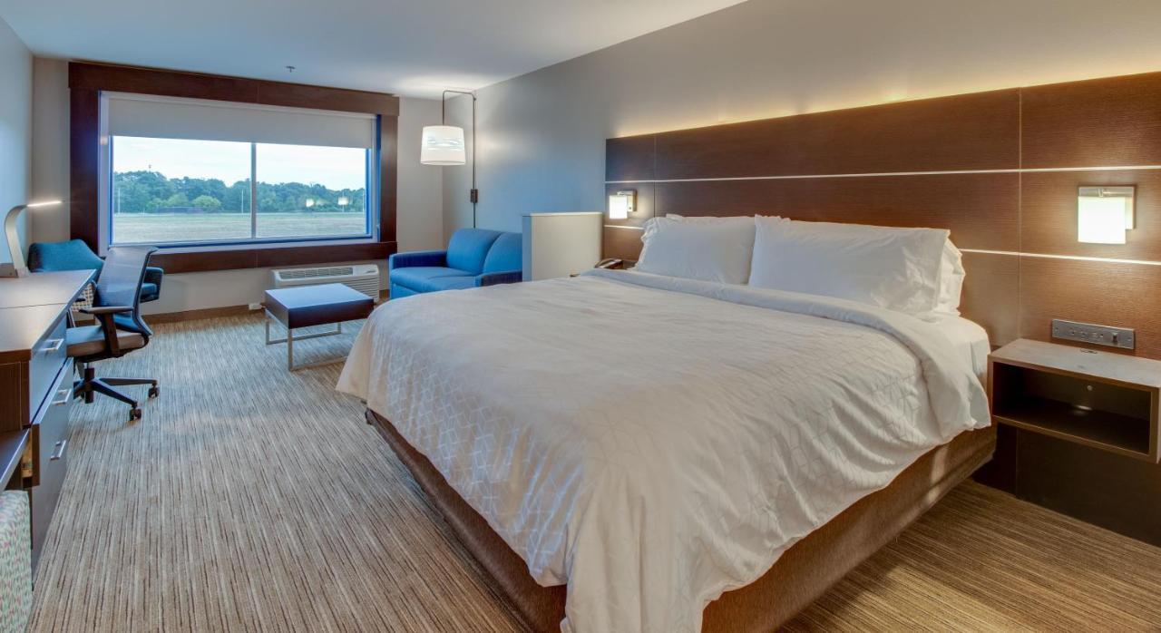 Holiday Inn Express & Suites - Union City By Ihg Екстер'єр фото