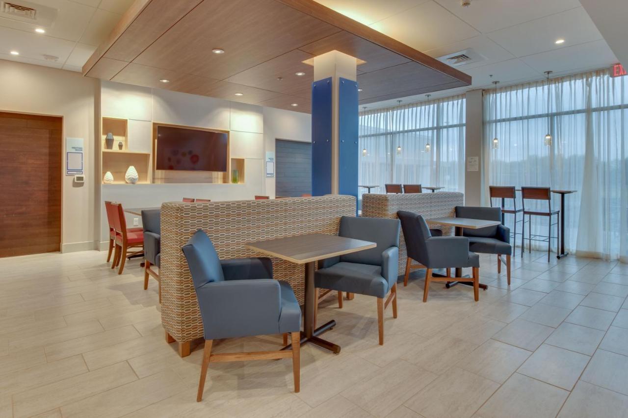 Holiday Inn Express & Suites - Union City By Ihg Екстер'єр фото